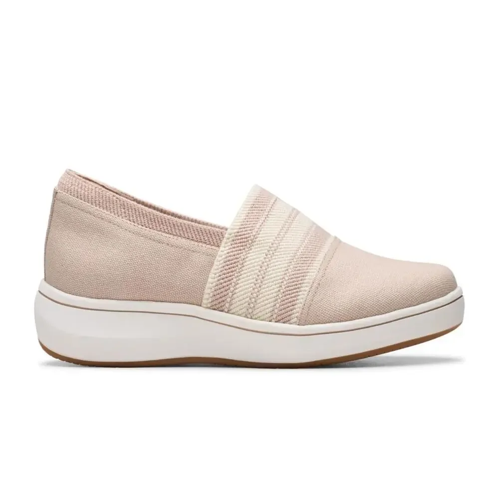 Clarks Breeze Sky Mist Loafer Women's 8 D Sand Round Toe Slip On Shoes HTAT1465